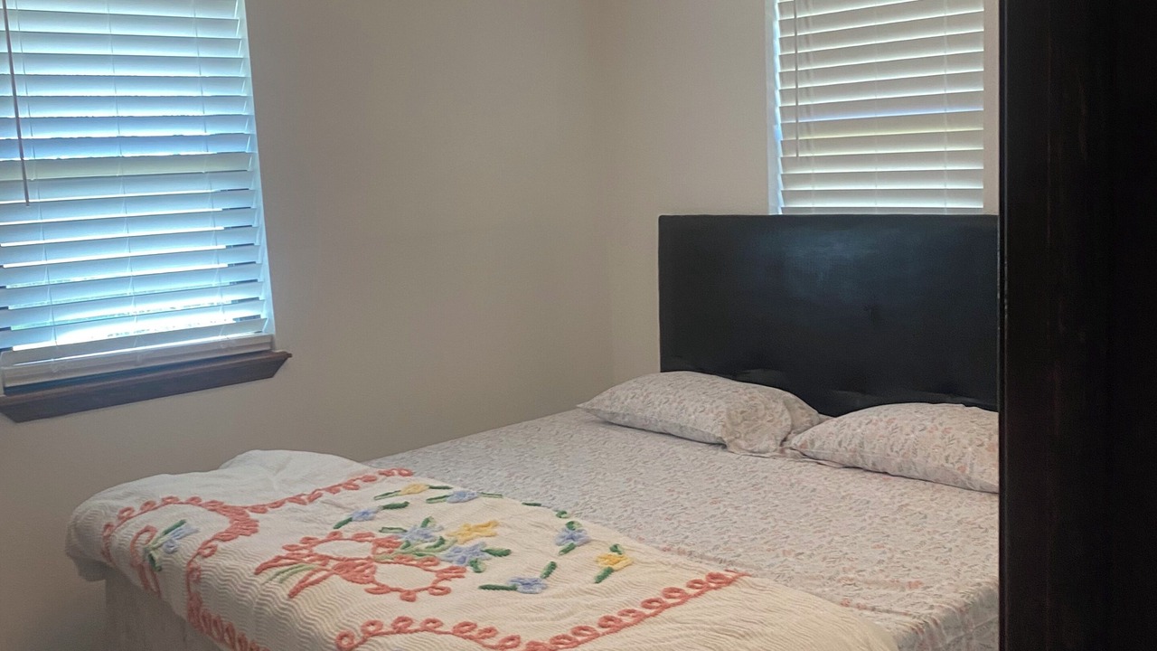 Photo of Bedroom in Ada