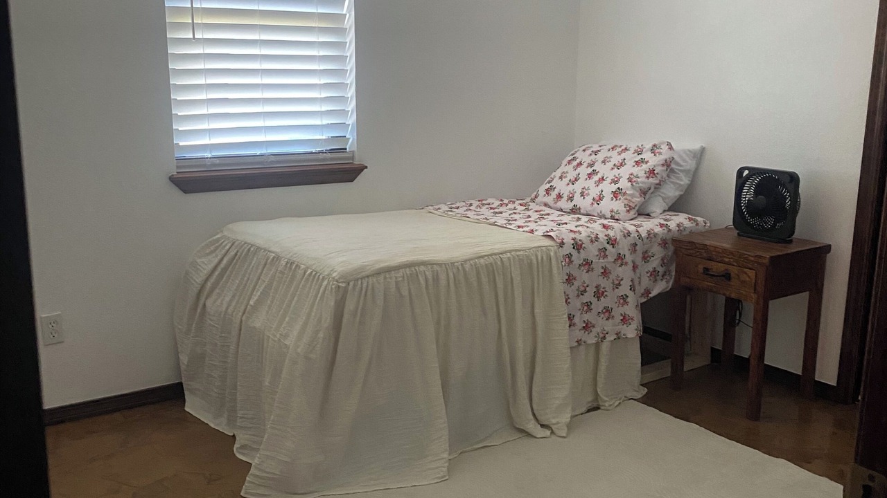 Photo of Bedroom in Ada