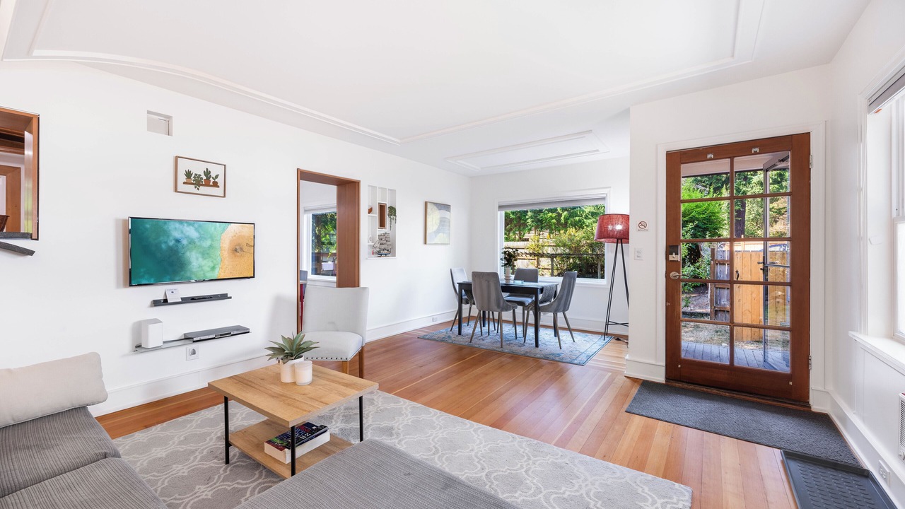 Photo of Livingroom in Northgate
