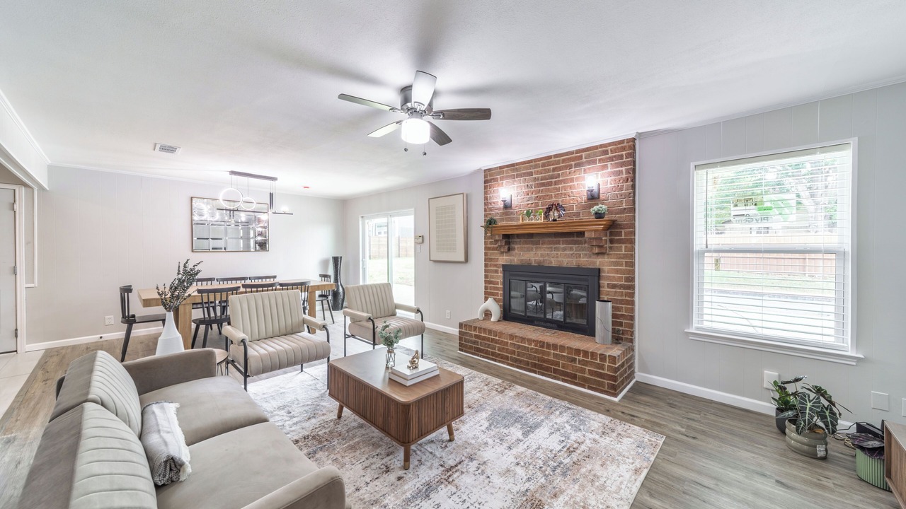 Photo of Livingroom in Denton