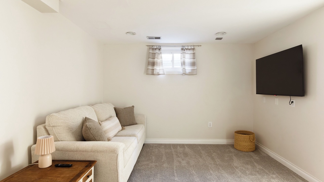 Photo of Livingroom in Castle Rock