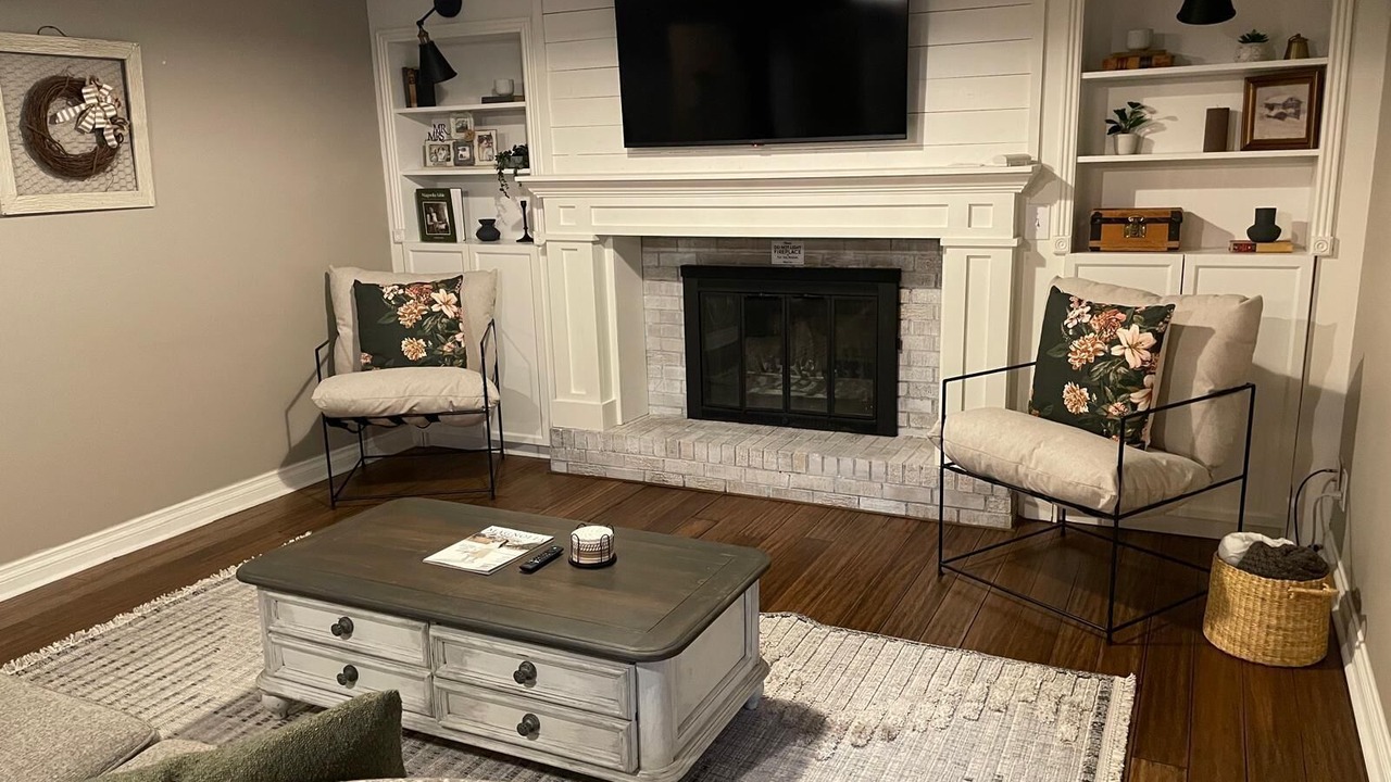 Photo of Livingroom in Castle Rock