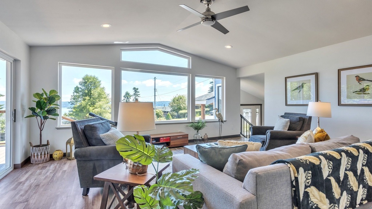Photo of Livingroom in Greenbank