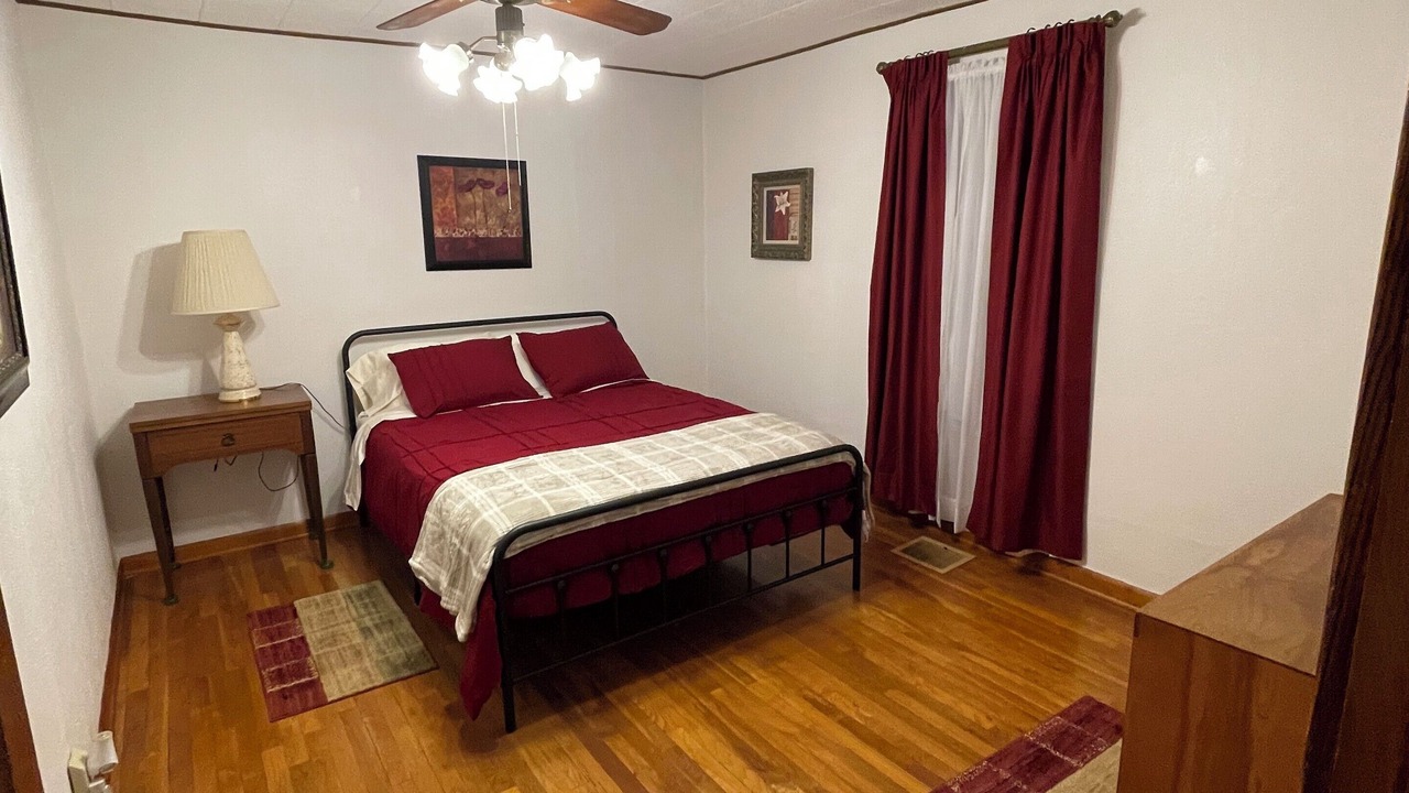 Photo of Bedroom in Page County