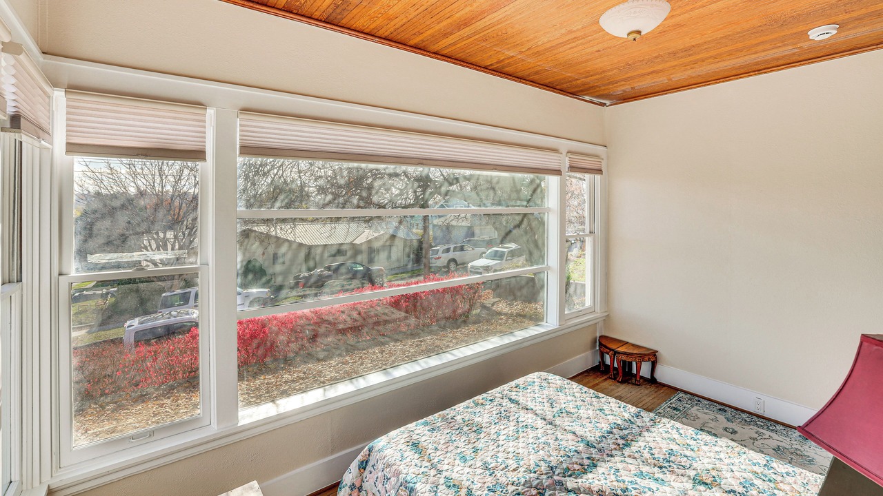 Photo of Bedroom in Pendleton