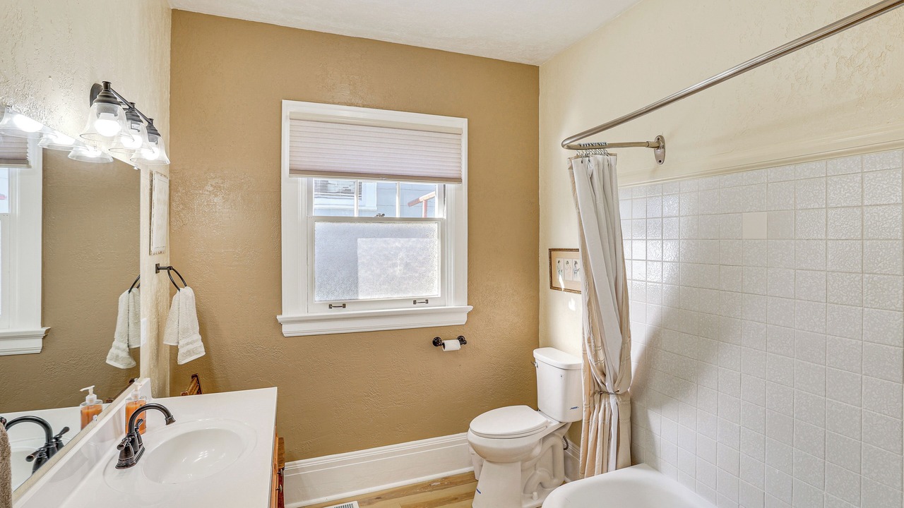 Photo of Bathroom in Pendleton