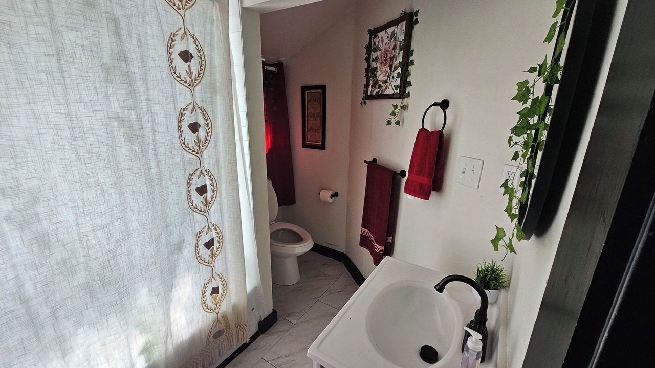 Photo of Bathroom in Des Moines