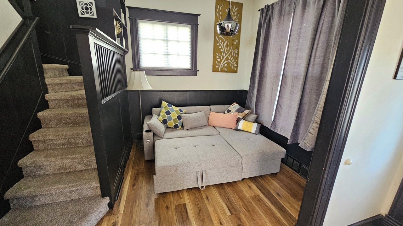 Photo of Livingroom in Des Moines