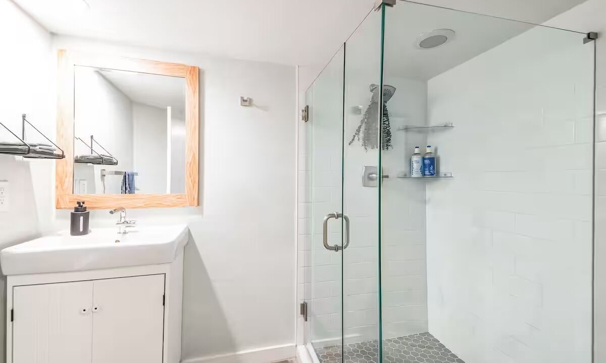 Photo of Bathroom in Sunnyside