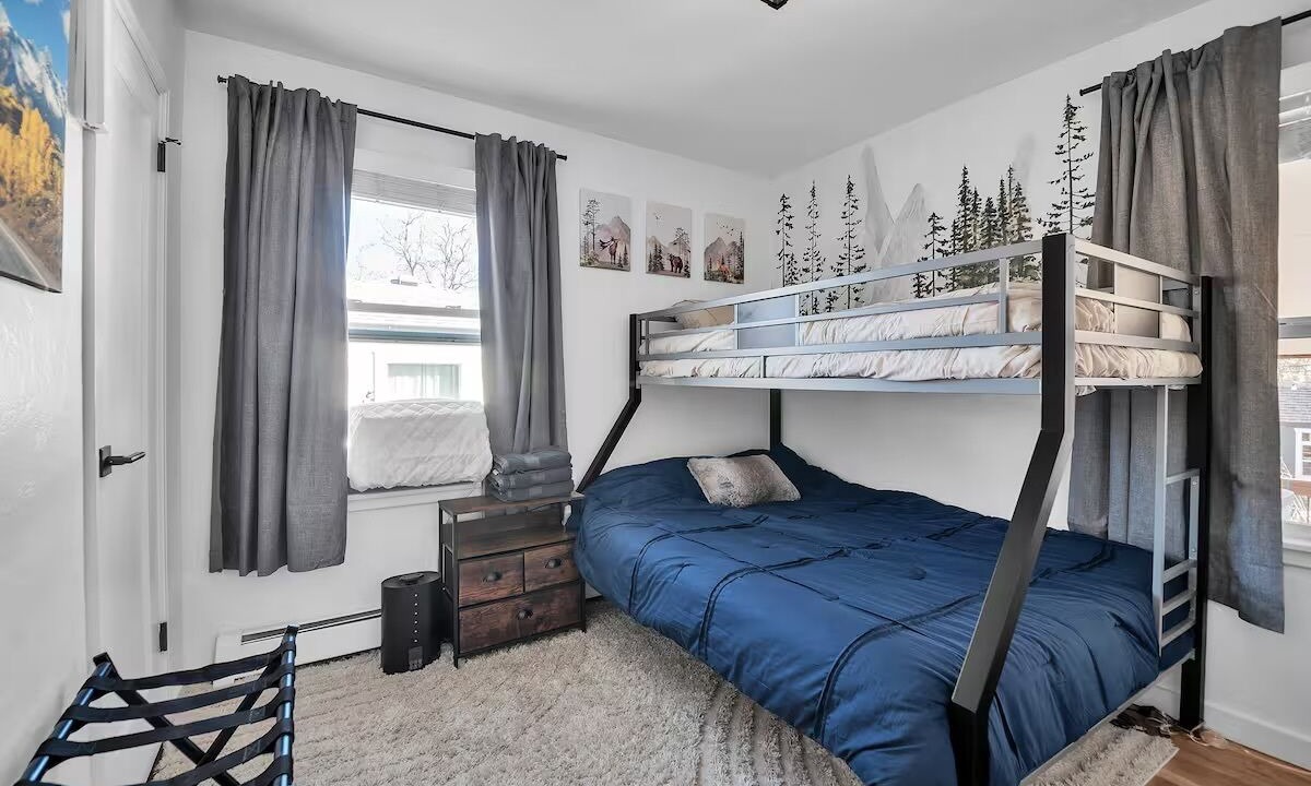 Photo of Bedroom in Sunnyside