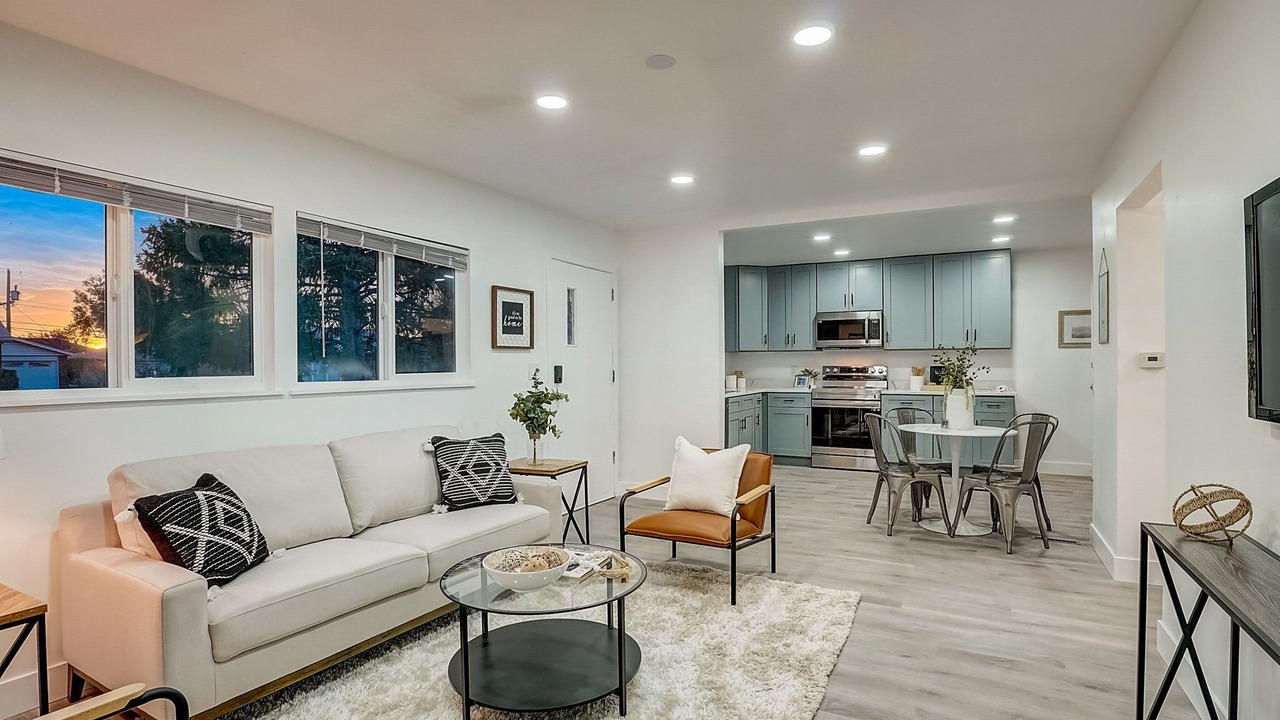 Photo of Livingroom in Twin Lakes