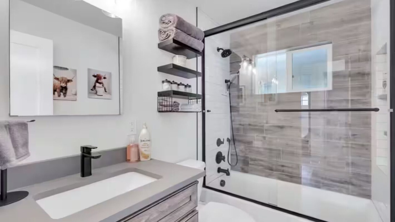 Photo of Bathroom in Twin Lakes