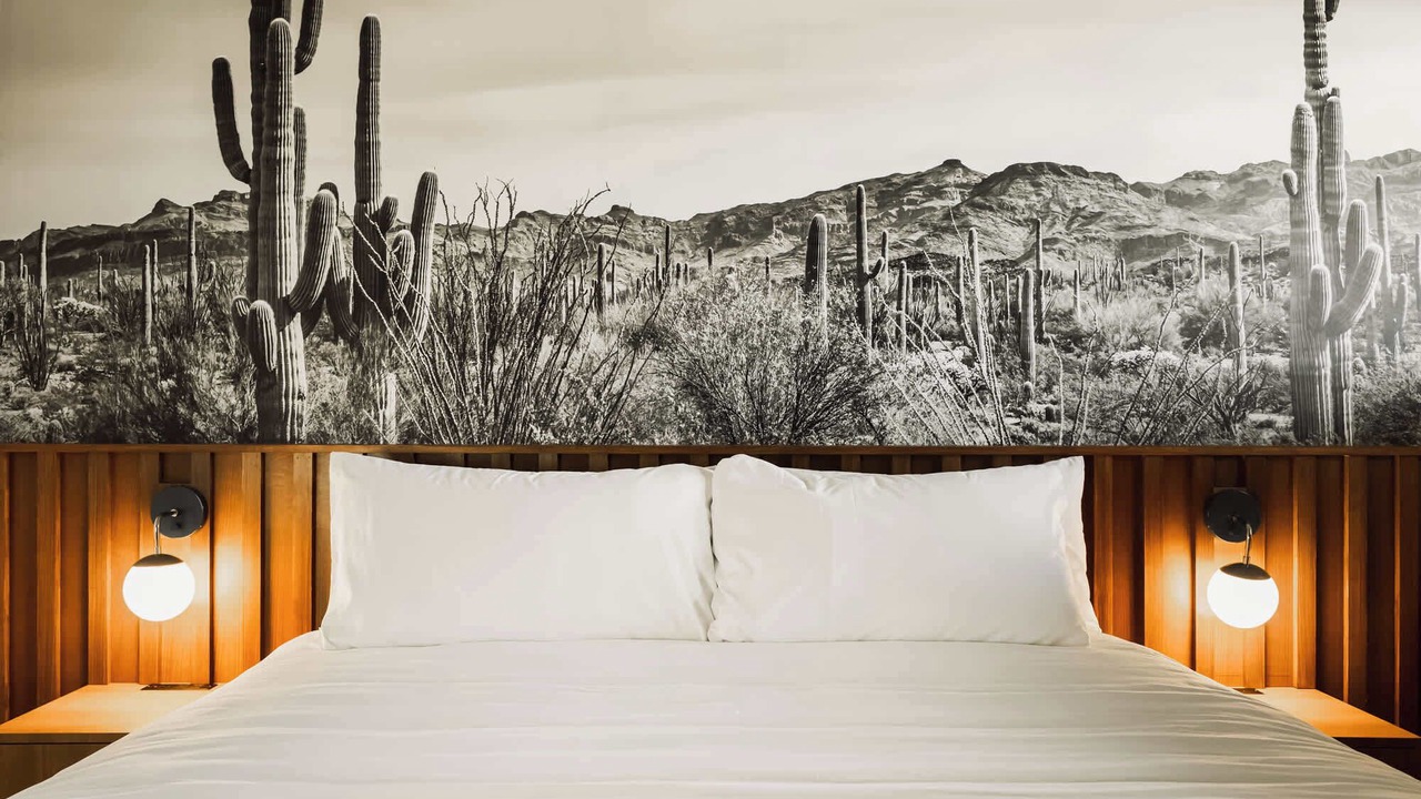 Photo of Bedroom in Hale