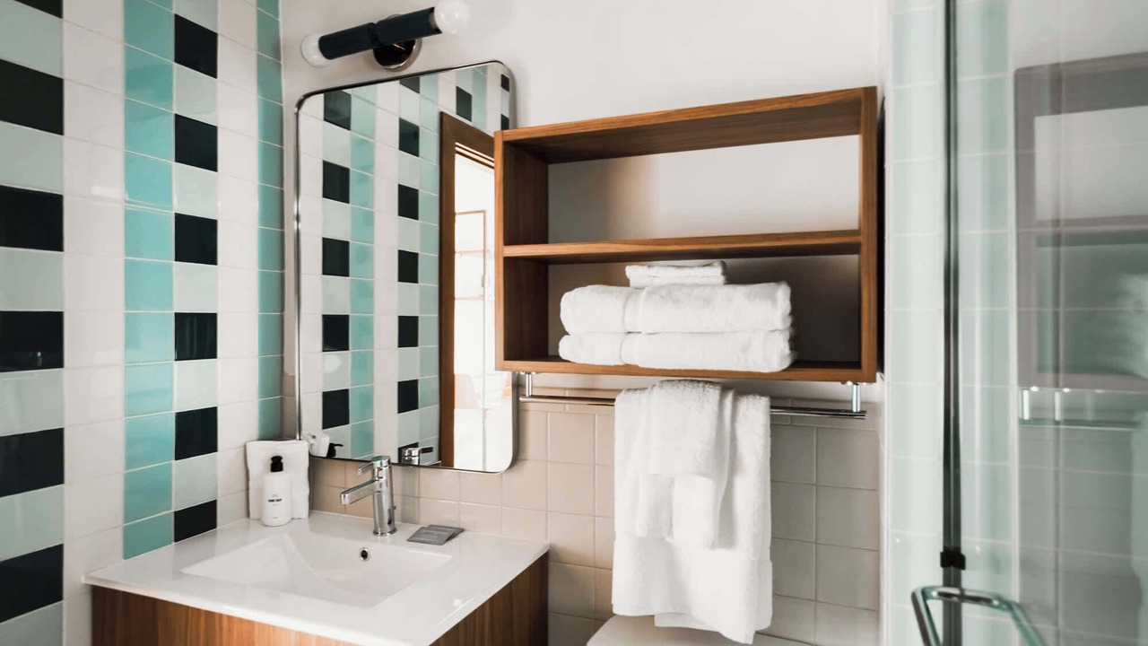 Photo of Bathroom in Hale