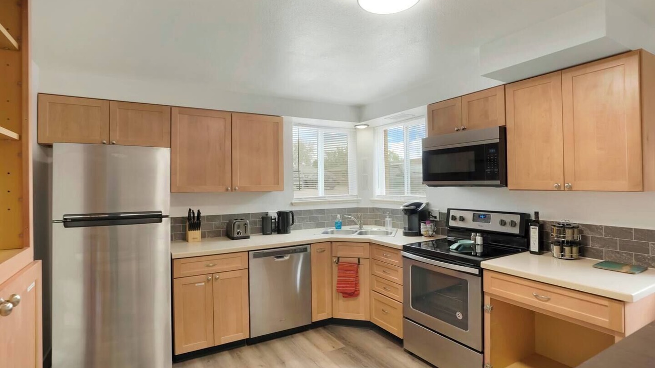 Photo of Kitchen in Arvada Plaza Area
