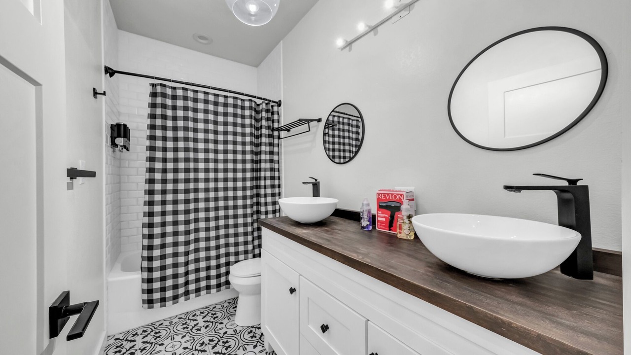 Photo of Bathroom in Stephenville