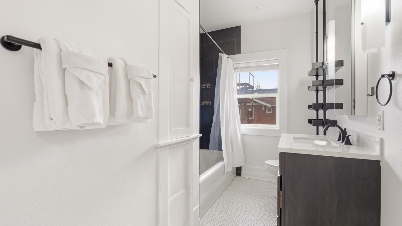 Photo of Bathroom in University Park