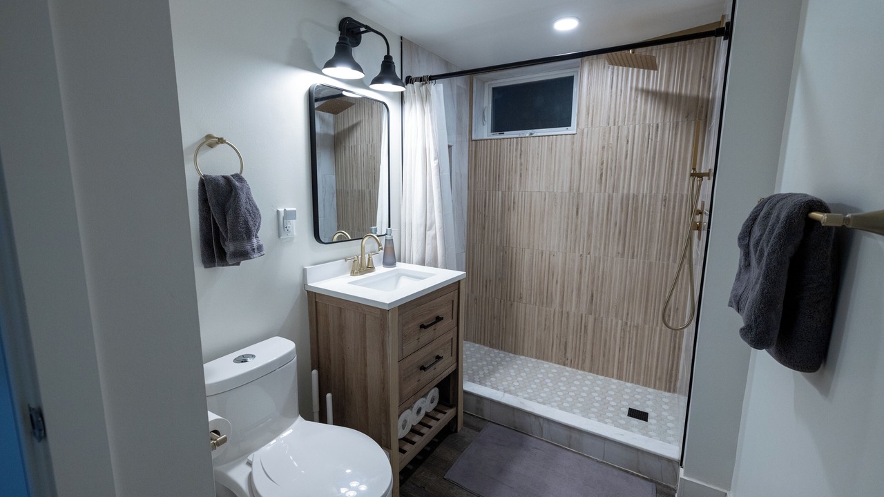 Photo of Bathroom in Arvada Plaza Area