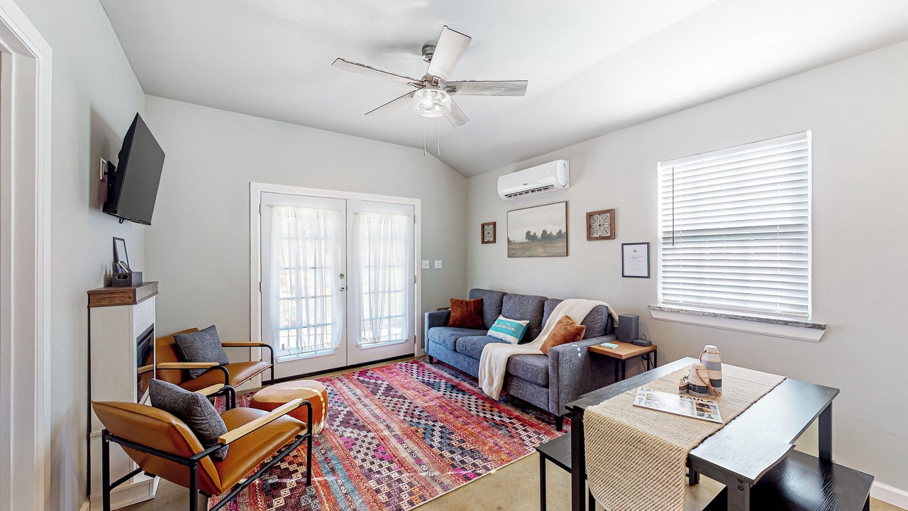 Photo of Livingroom in Eufaula