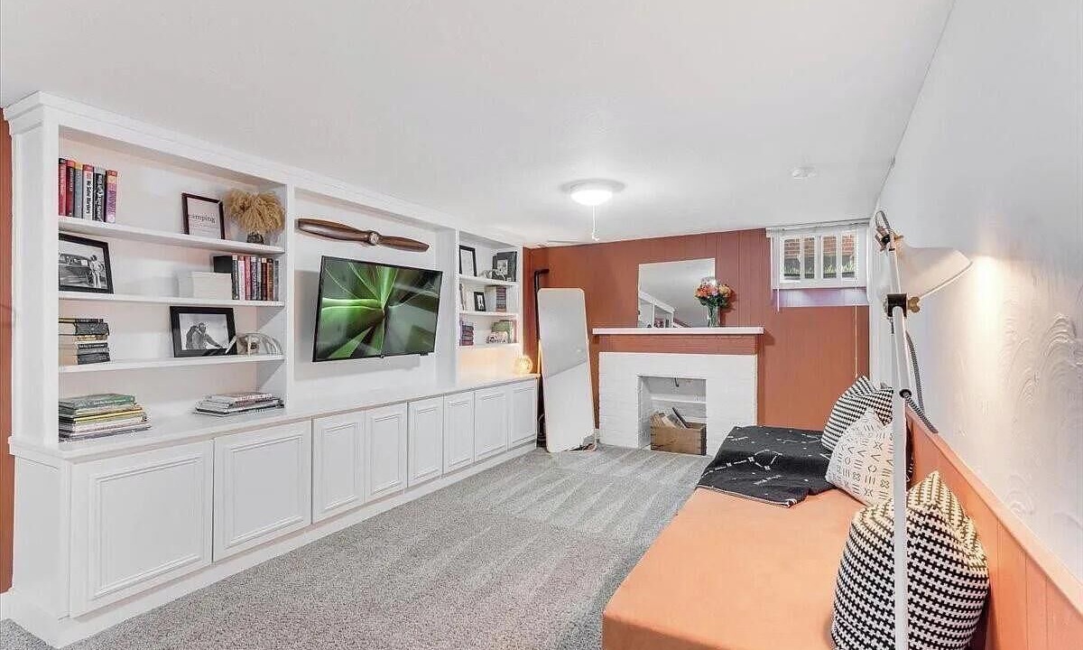 Photo of Bedroom in Sloan Lake