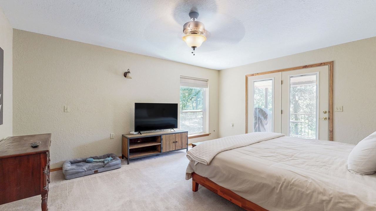Photo of Bedroom in Hoyt