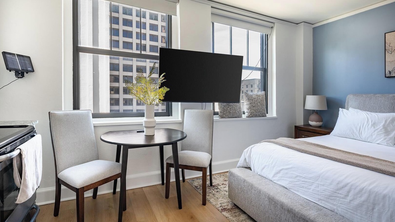 Photo of Bedroom in Financial District
