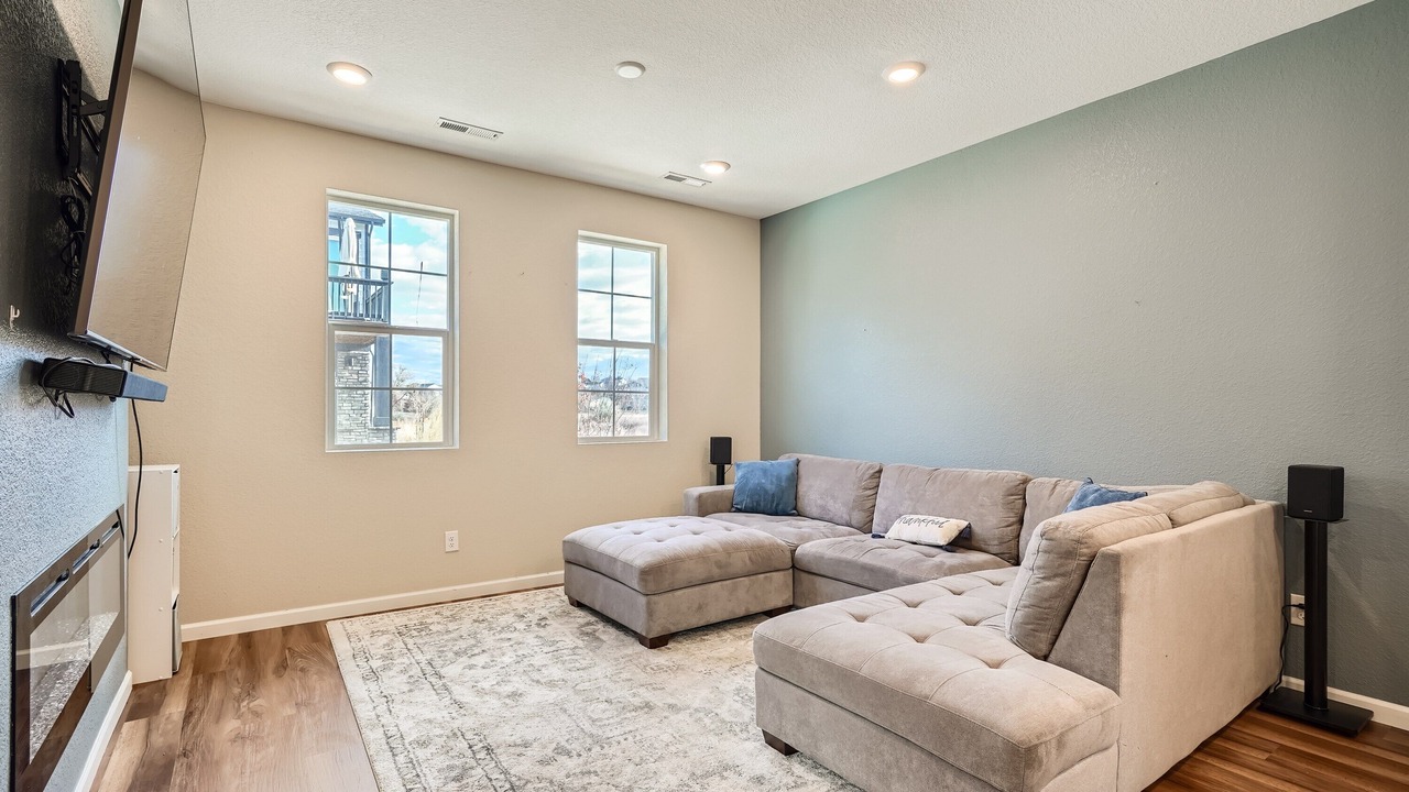 Photo of Livingroom in Erie