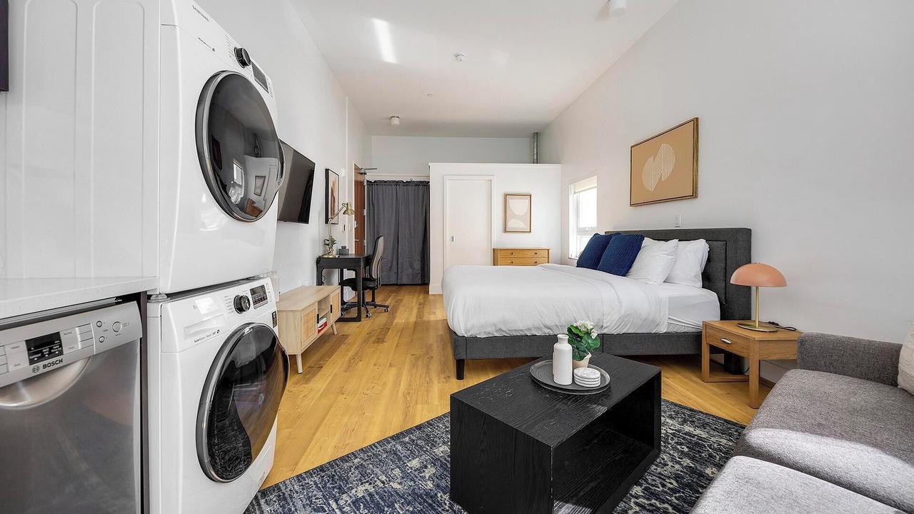 Photo of Bedroom in Cherry Creek