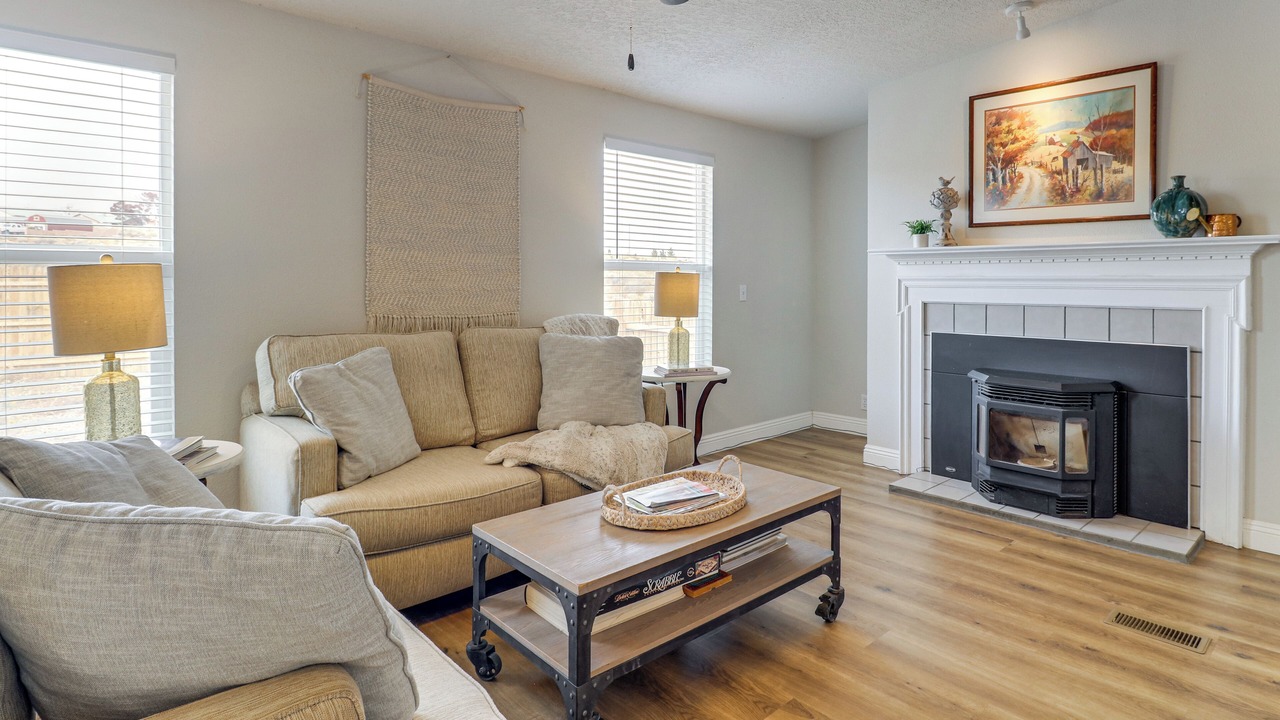 Photo of Livingroom in Rio Rancho