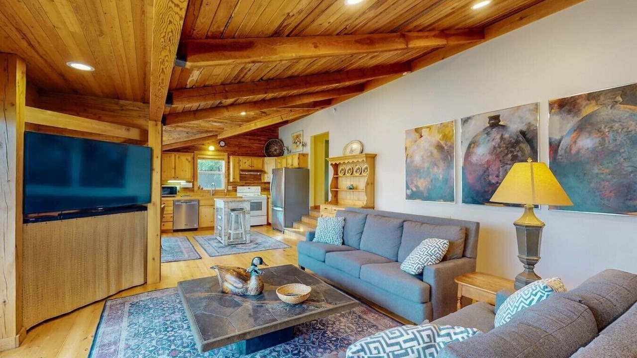 Photo of Livingroom in Joseph
