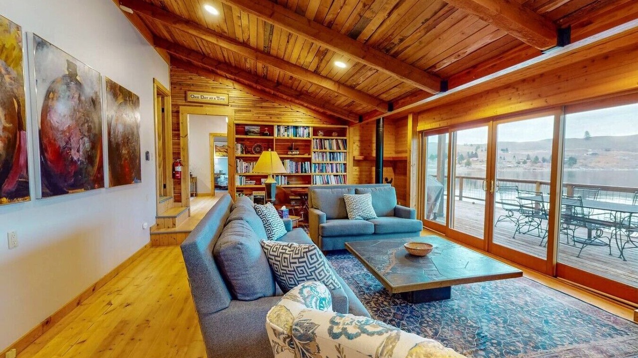 Photo of Livingroom in Joseph