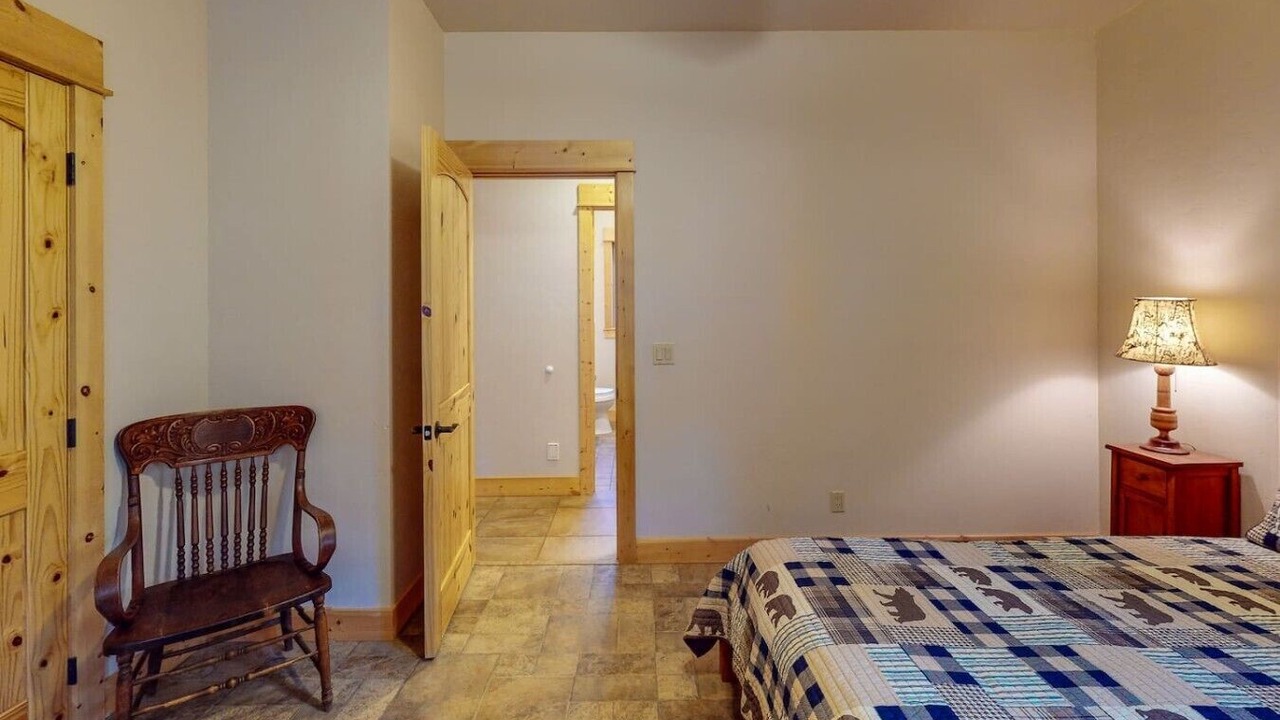 Photo of Bedroom in Joseph