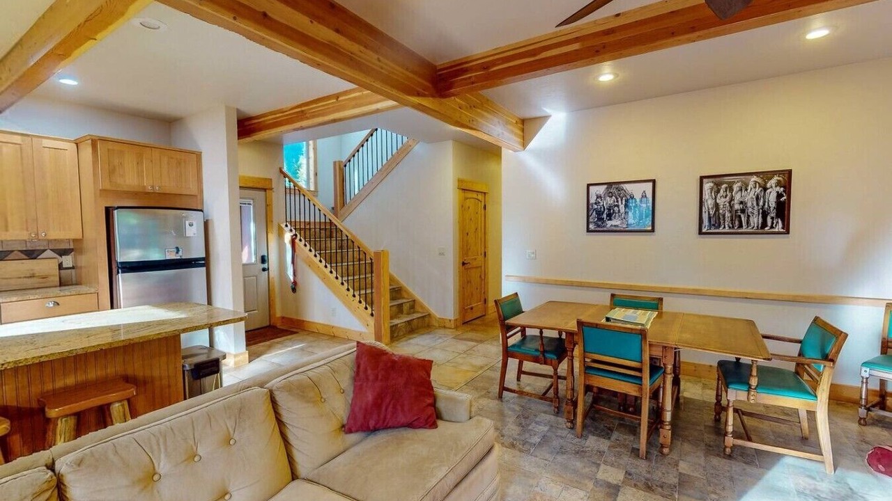 Photo of Livingroom in Joseph