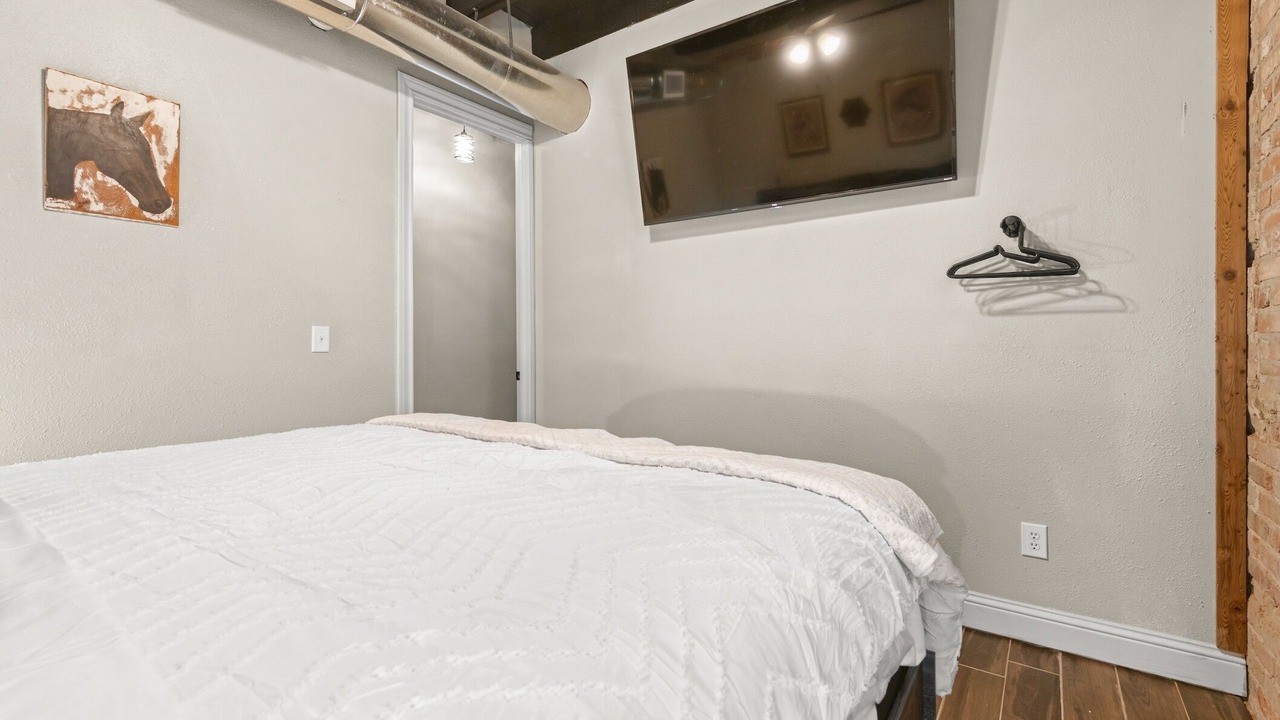 Photo of Bedroom in Baird
