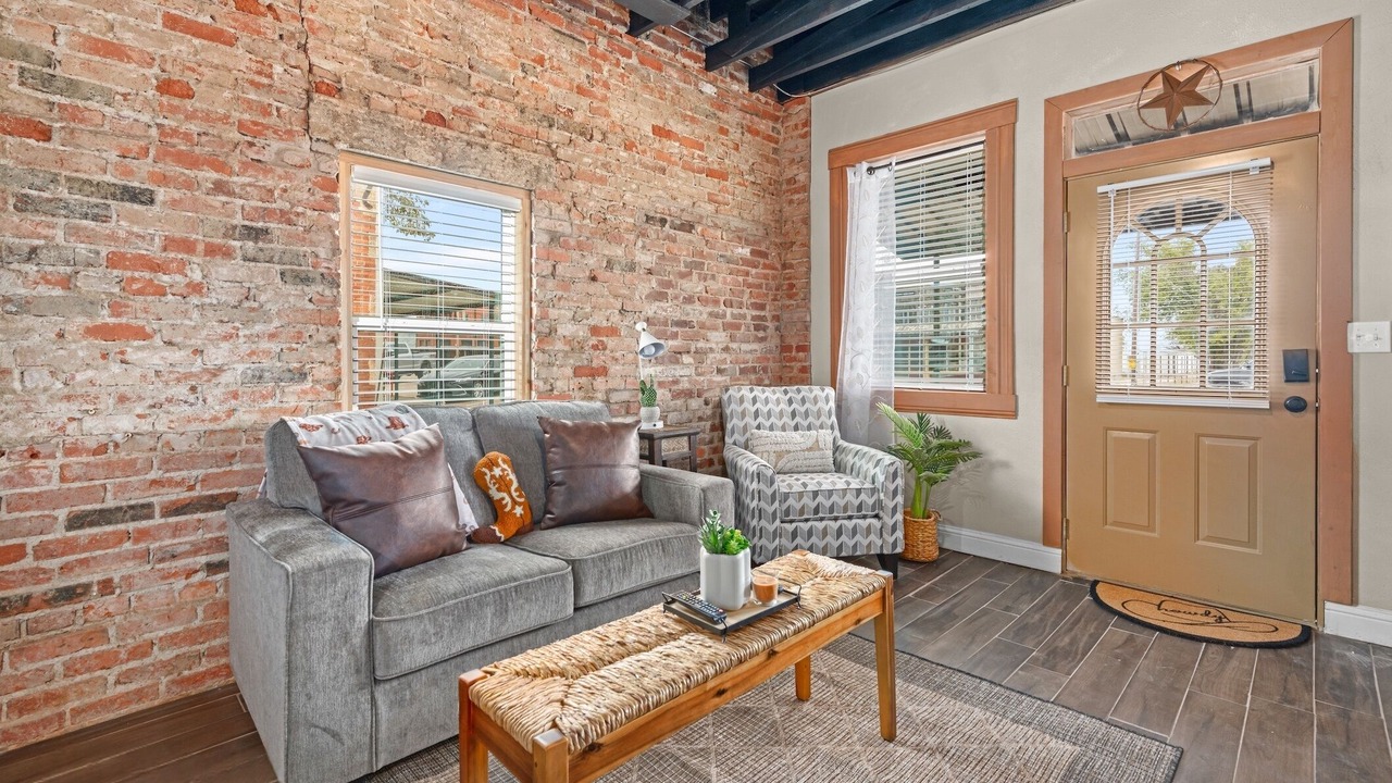 Photo of Livingroom in Baird