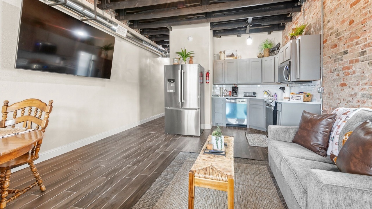 Photo of Livingroom in Baird