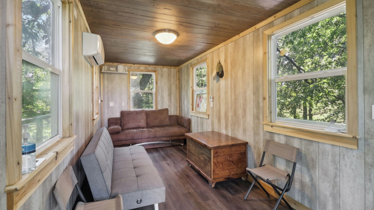 Photo of Livingroom in Fairport