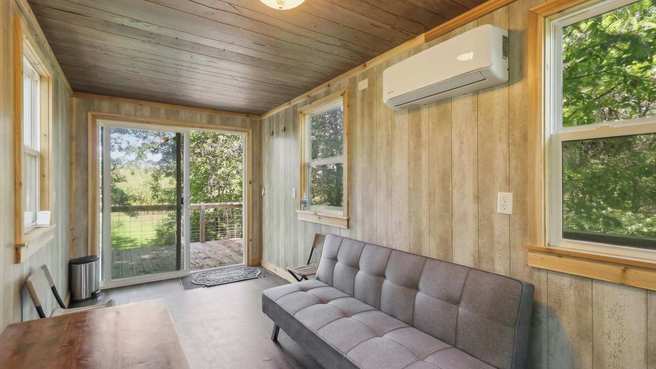 Photo of Livingroom in Fairport