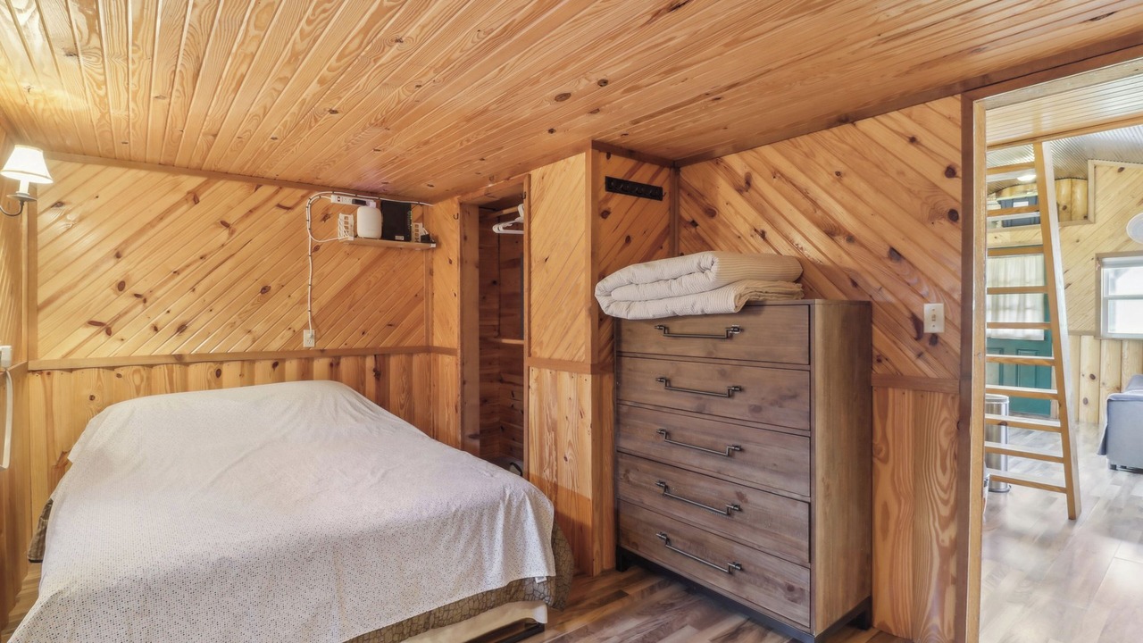 Photo of Bedroom in Fairport