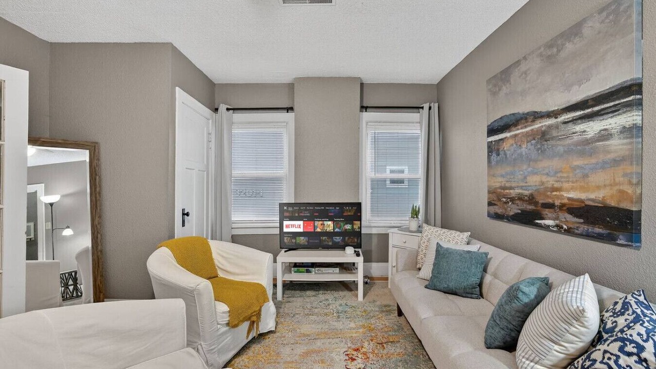 Photo of Livingroom in Des Moines