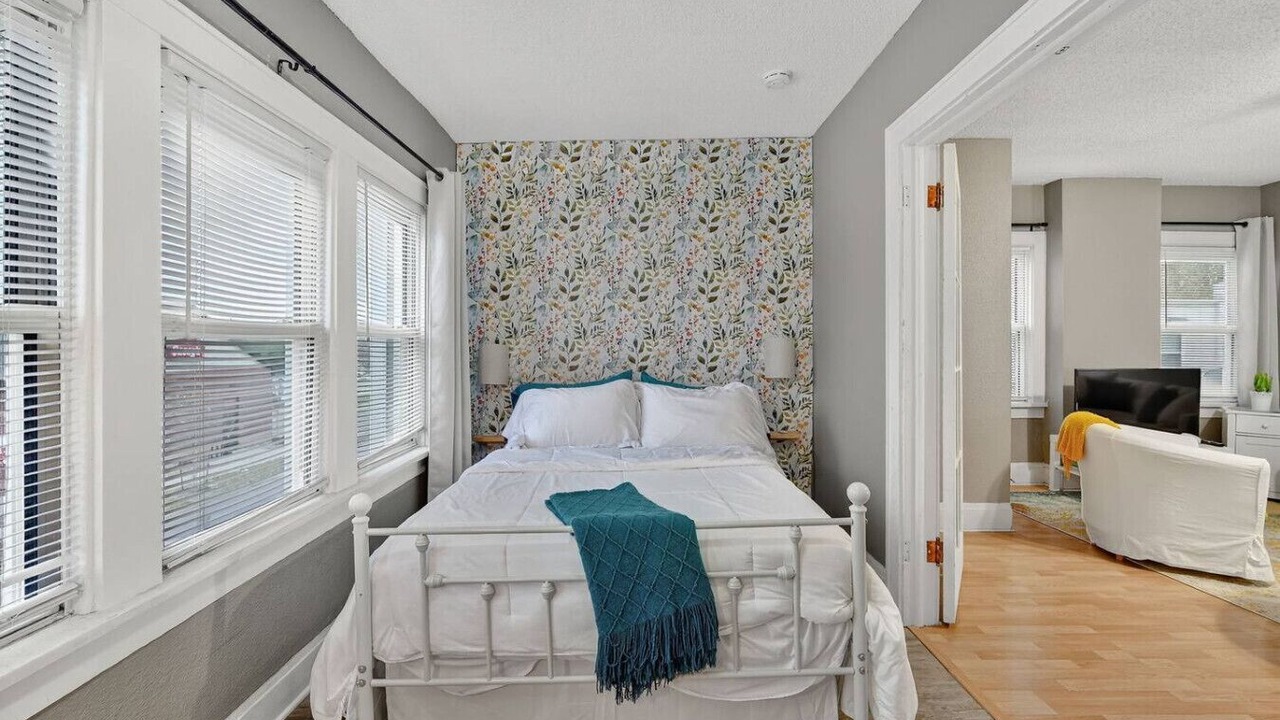 Photo of Bedroom in Des Moines