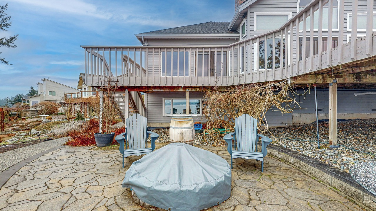 Photo of Patio Balcony in Camano Island