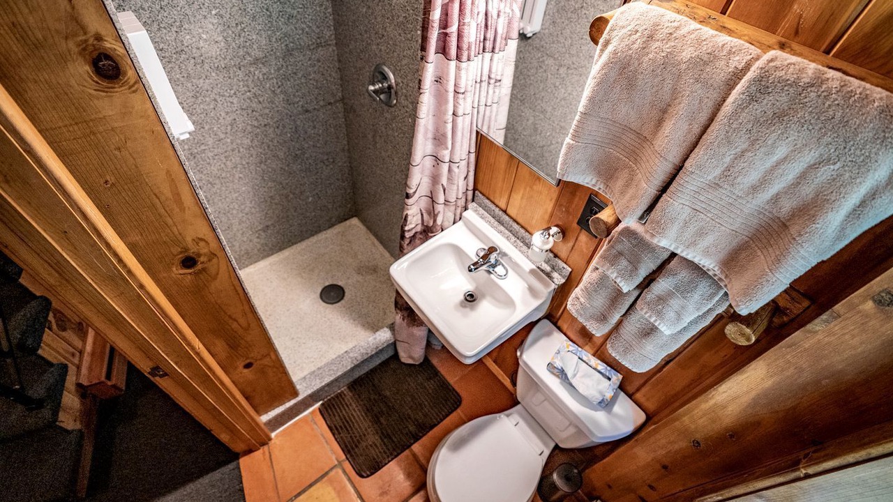 Photo of Bathroom in Evergreen
