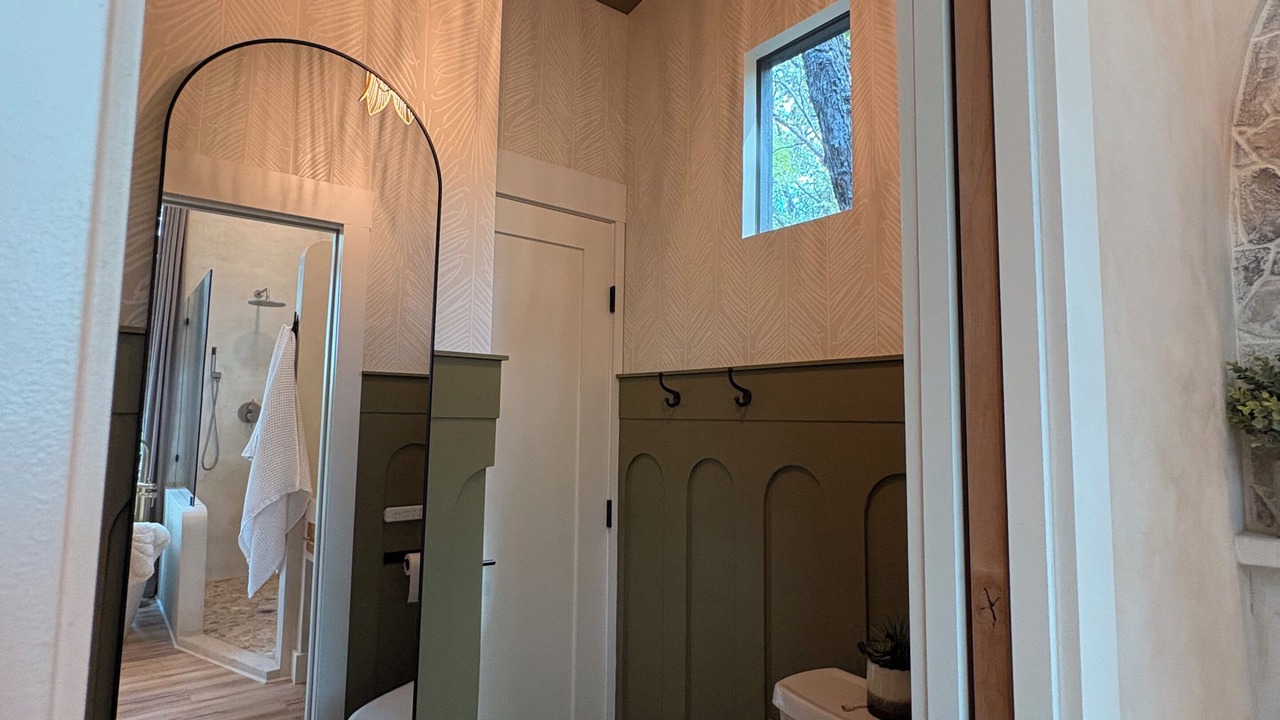 Photo of Bathroom in Grantville