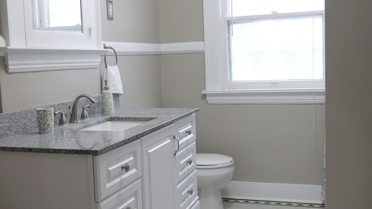Photo of Bathroom in Near South