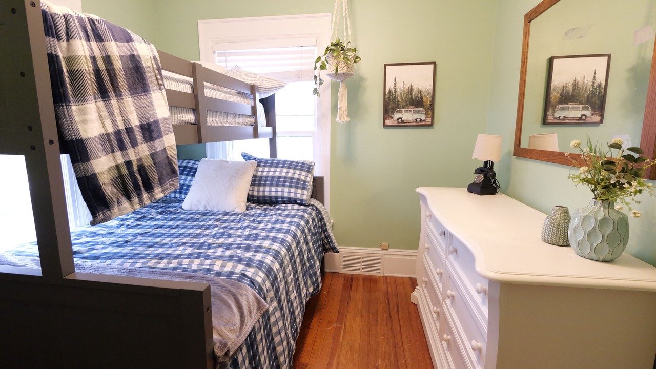 Photo of Bedroom in Near South