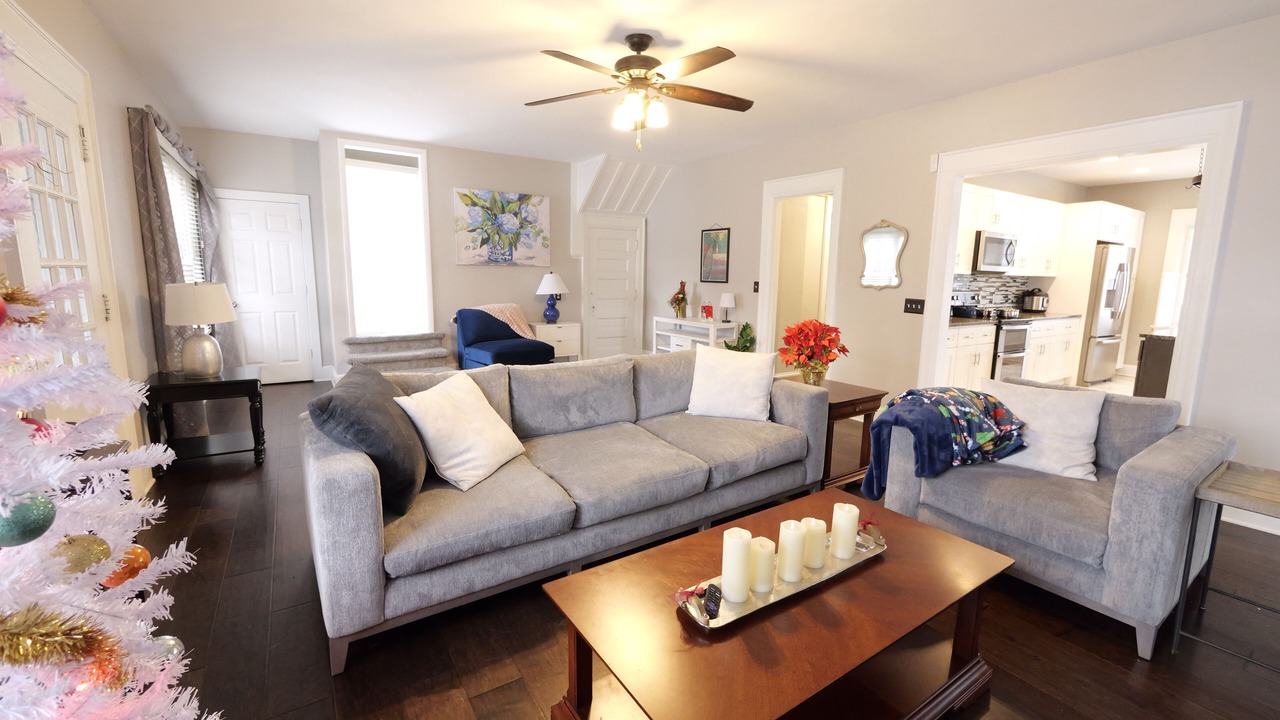Photo of Livingroom in Near South