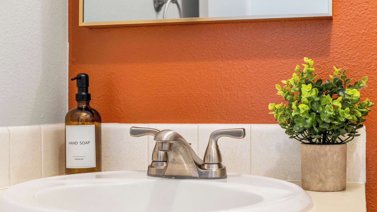 Photo of Bathroom in Martinez Park