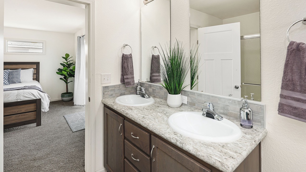 Photo of Bathroom in Dupont