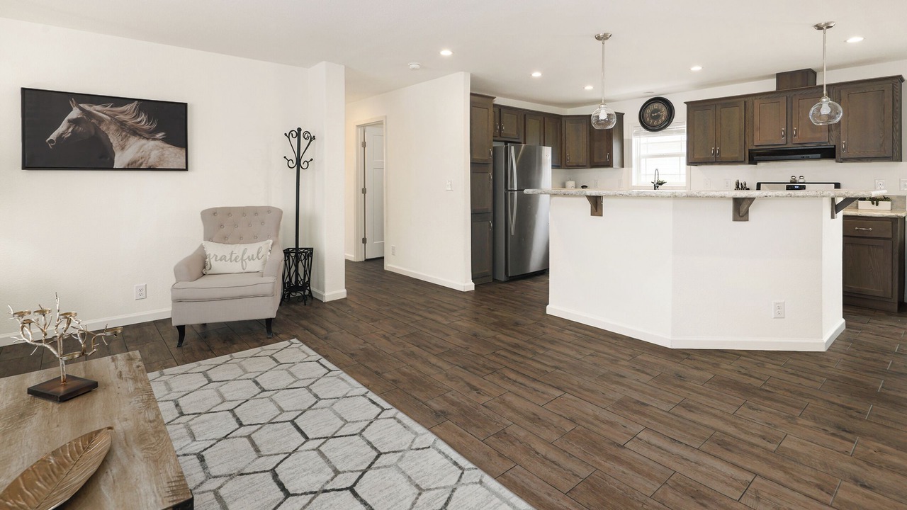 Photo of Livingroom in Dupont